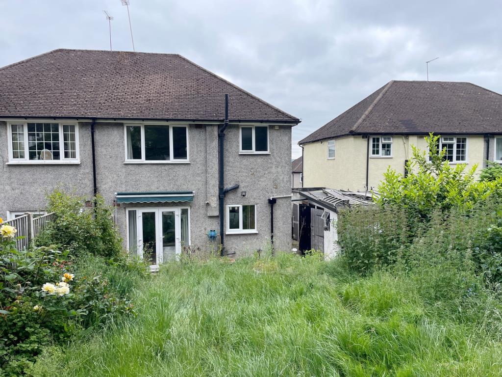 Lot: 103 - SEMI-DETACHED HOUSE FOR IMPROVEMENT - rear elevation and garden at 90 Kedleston Road
